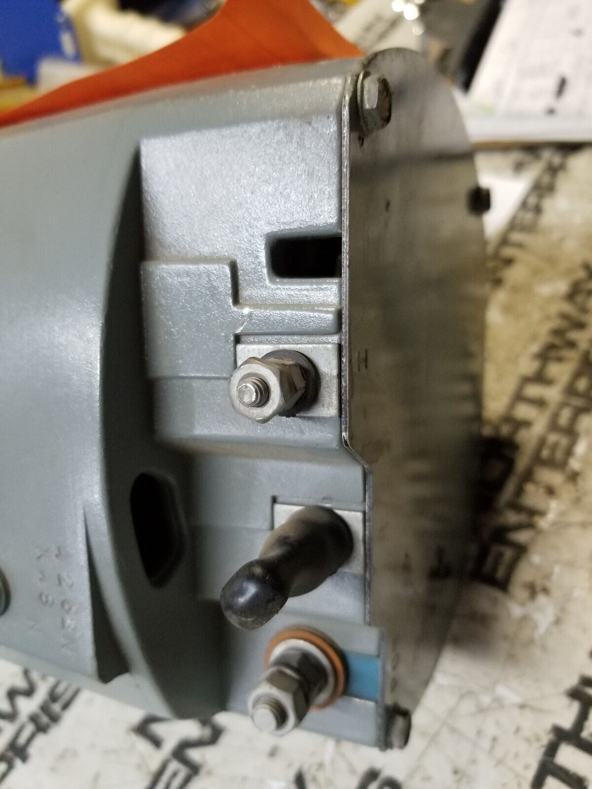 1-2057-00DR-1 Alternator - Delco 33SI Series 135 Amp/12 Volt