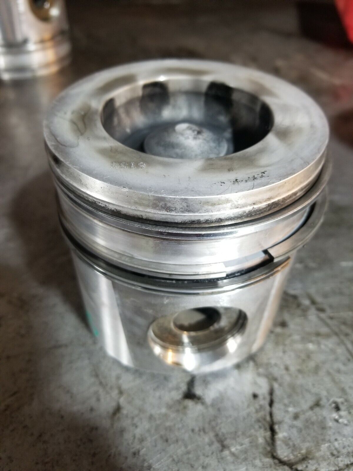 98-02 5.9l CUMMINS MAHLE PISTON STANDARD