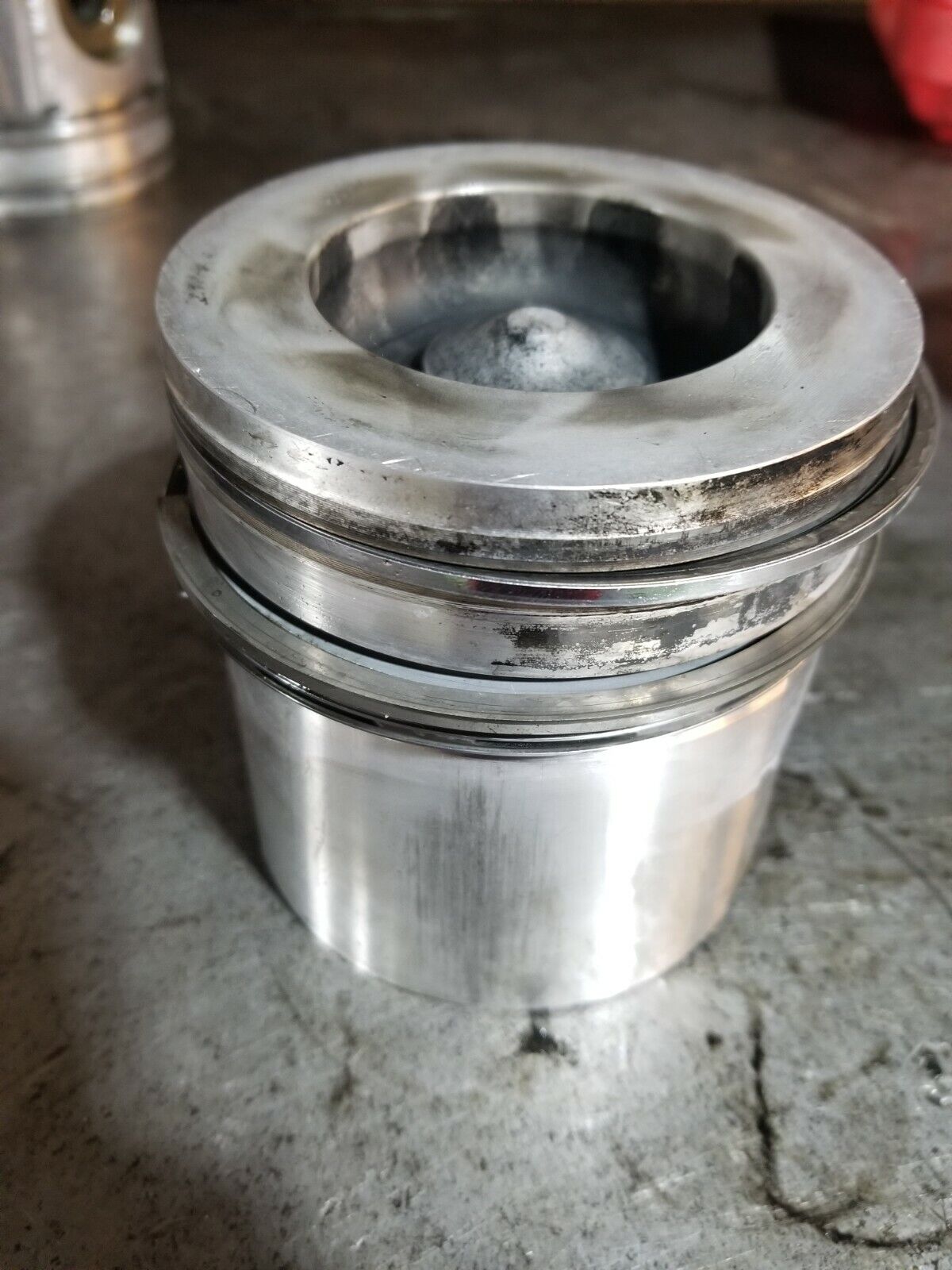 98-02 5.9l CUMMINS MAHLE PISTON STANDARD