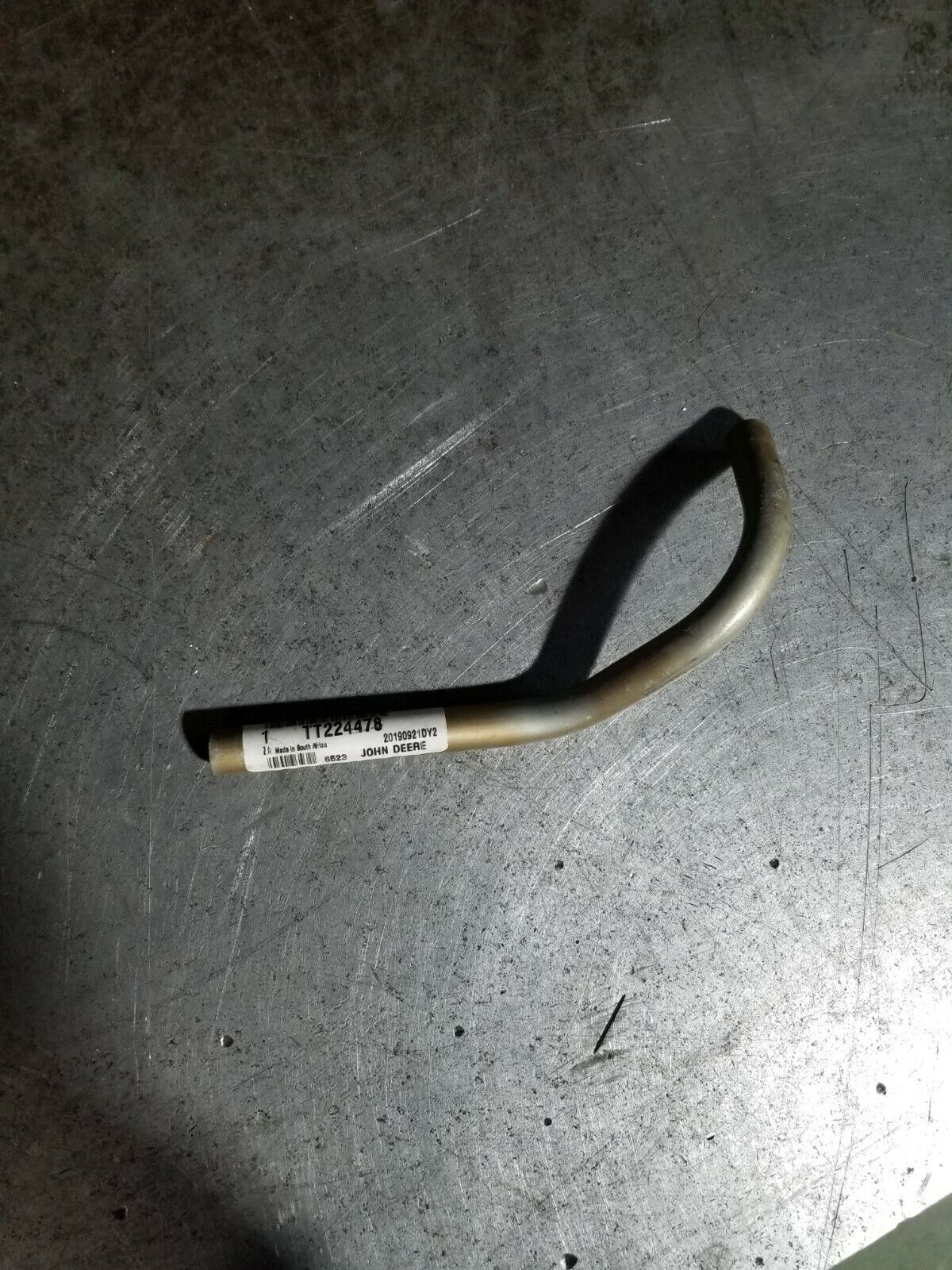 TT224478 OIL PIPE JOHN DEERE