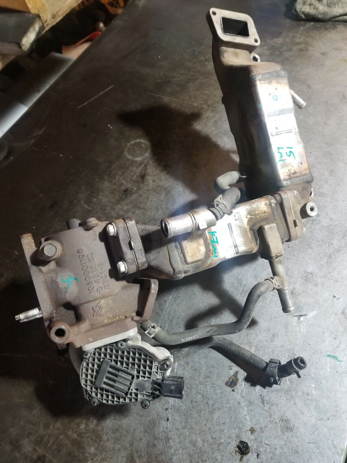 GMC Left 6.6 DURAMAX LML DIESEL EGR COOLERS 12635704 12635707