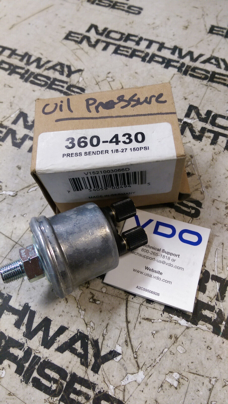 360-430 VDO 150 PSI Standard Ground Pressure Sender 6-24V with Knurled Nut