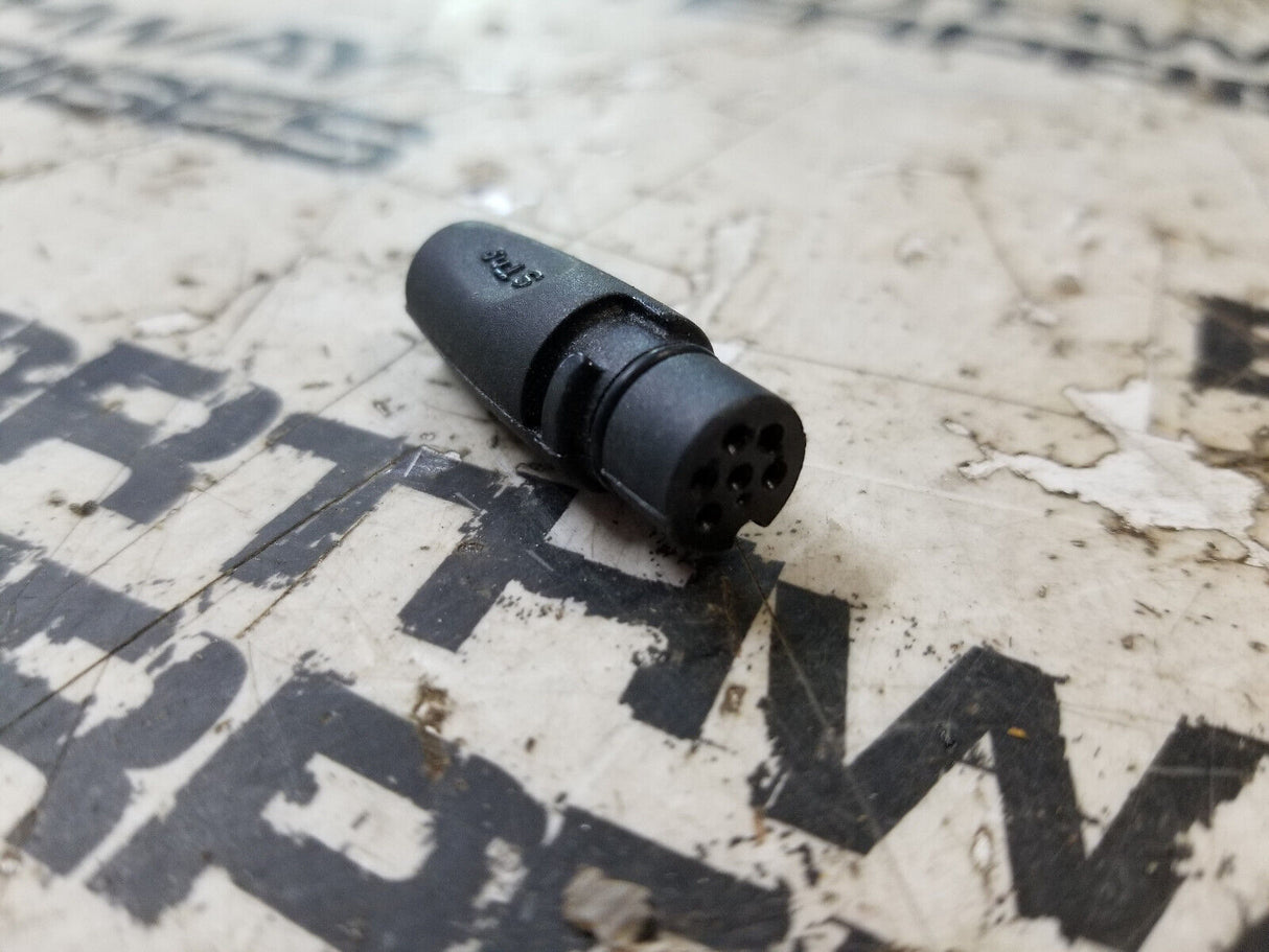 (1) Raymarine SeaTalk NG Backbone Terminator, P/N: A06031