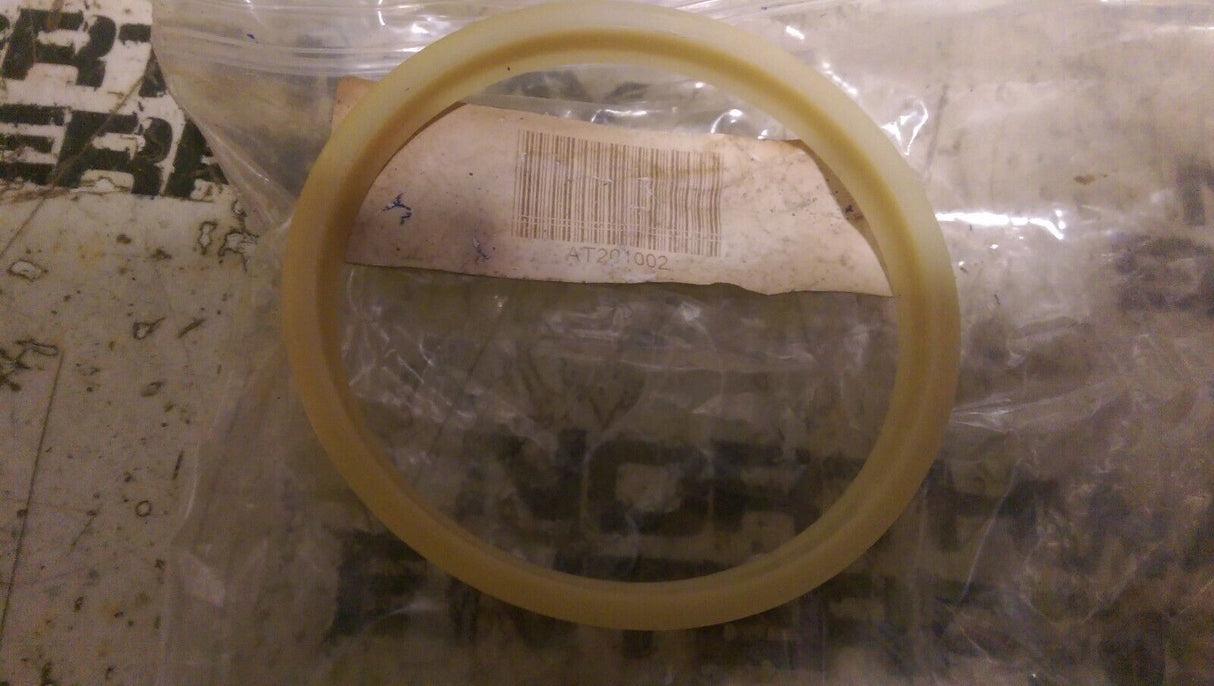 JOHN DEERE AT201002 SEAL