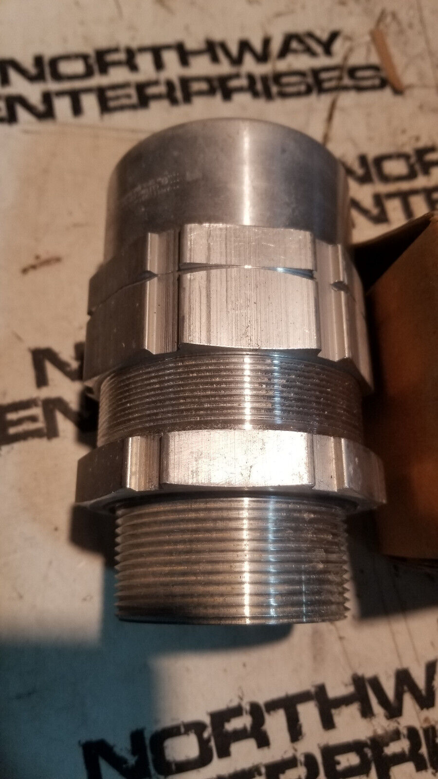 Appleton TMC2-200A233 Connector, Aluminum, 1.91"-2.33" Diameter TMC2-200A233