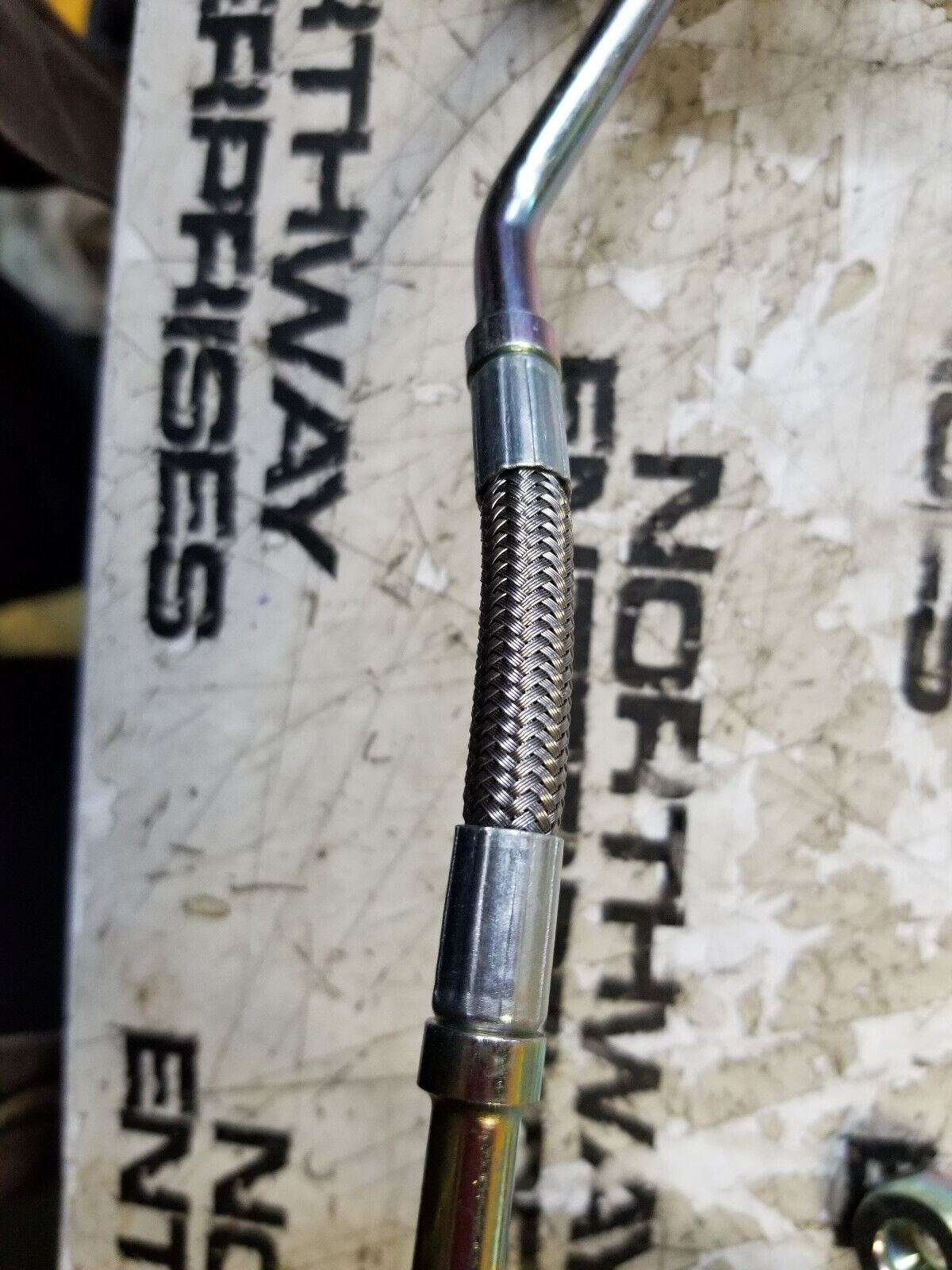 2891938 CUMMINS FLEXIBLE HOSE PIPE