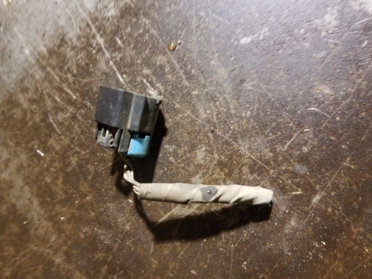 07-10 2007 -2010 6.6L Duramax Engine Wire Harness Pigtail 3 Wire blue