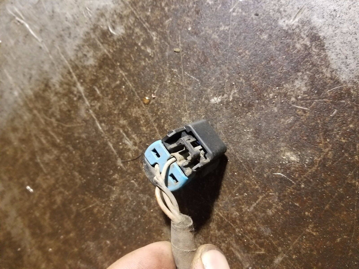 07-10 2007 -2010 6.6L Duramax Engine Wire Harness Pigtail 3 Wire blue