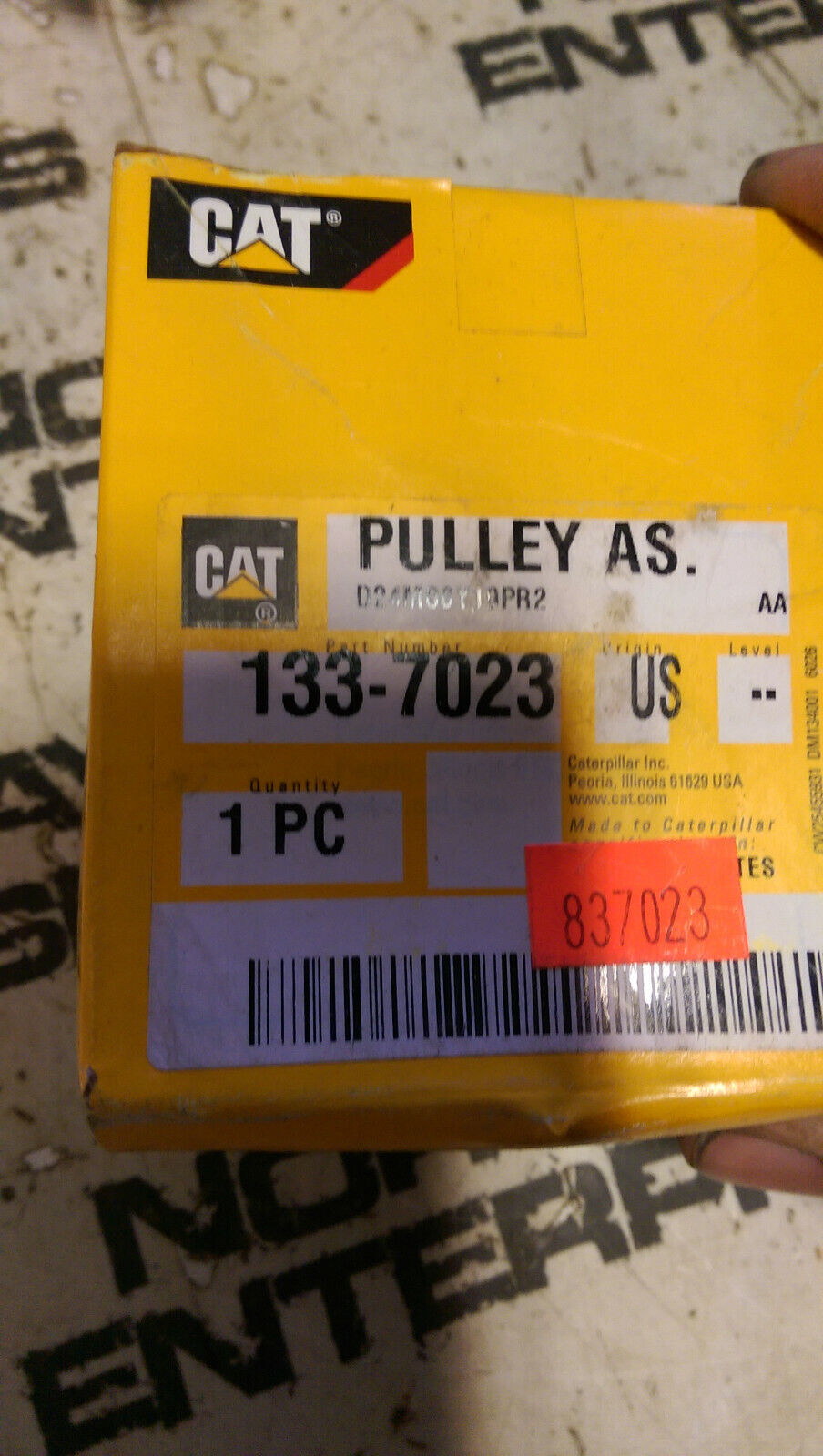 CATERPILLAR133-7023: Pulley Assembly-Idler