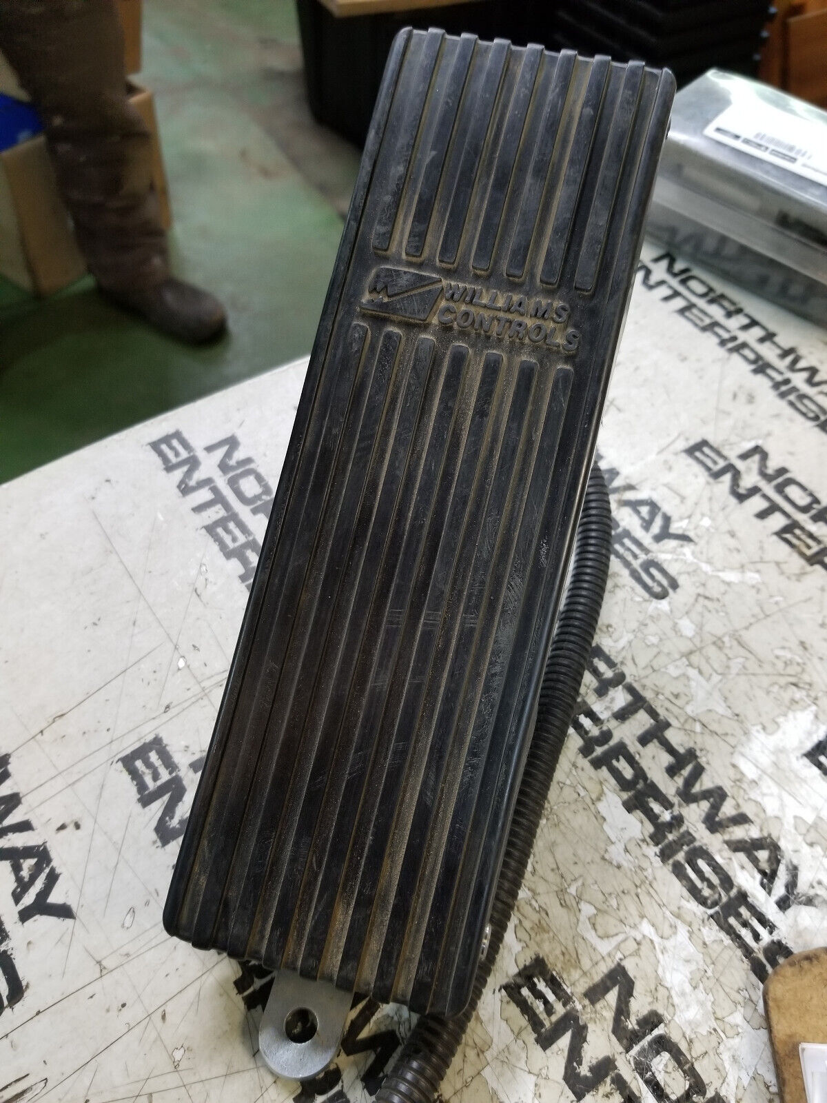 WM-526-350415 ELECTRIC PEDAL WIM350415 Electronic Floor Pedal