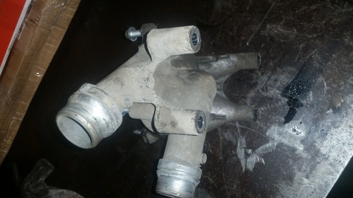 011-14 2011-2014 6.7L ENGINE WATER Pump Housing FORD F250 F350 6.7L POWERSTROKE