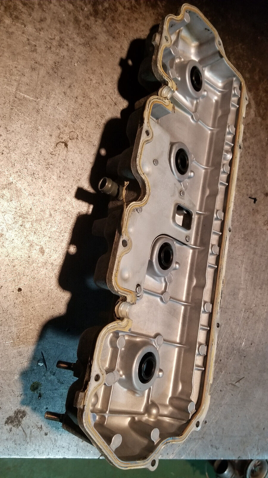01 02 03 04 LB7 Duramax Diesel UPPER Valve Cover 97223559 re590