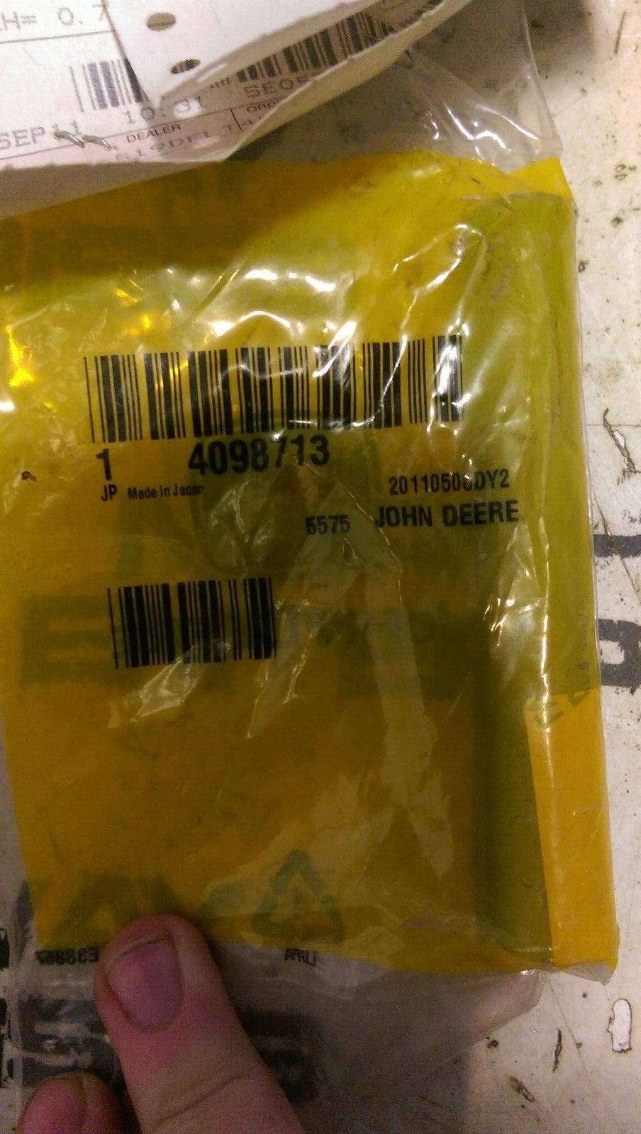 4098713 JOHN DEERE