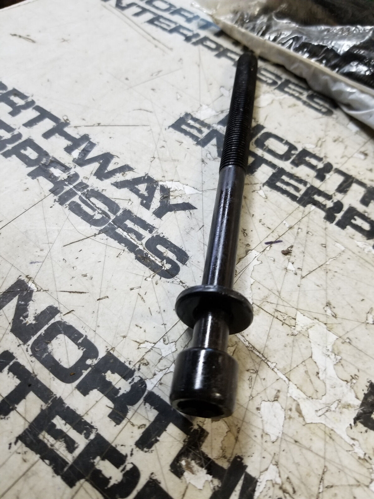 1 PACK OF 10PC 06508858AA HEAD BOLTS