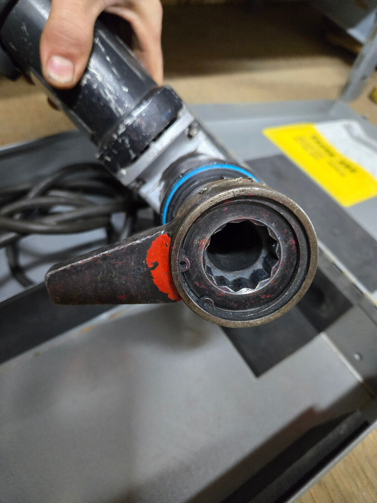 TN-20EZ-1 Tone Shear Wrench Model TN-20EZ-1 - Turn of the Nut Tightening Wrench