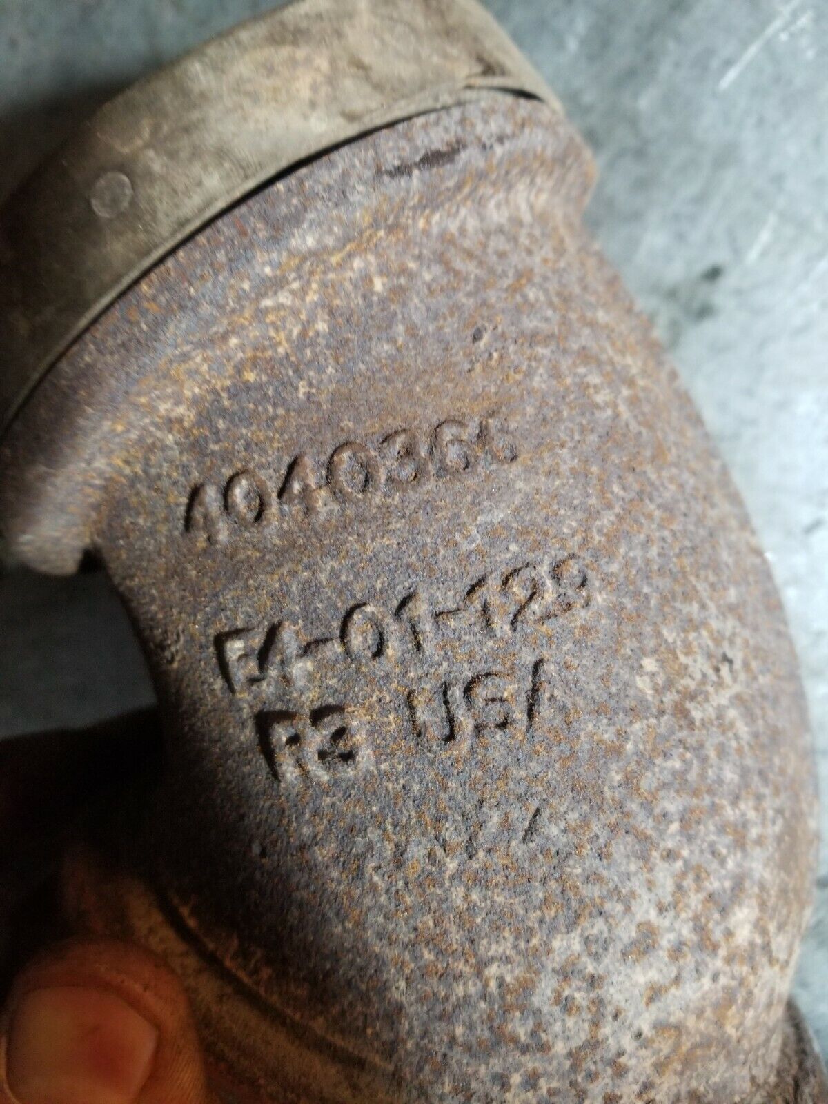 4040366 Turbo Elbow Cummins 6.7 6.7L Holset 4040366 re1467