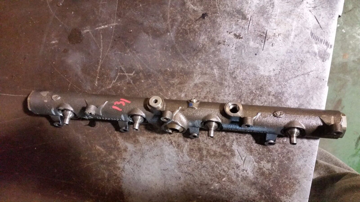 03 2003 Ford F350 F250 Powerstroke 6.0L 6.0 Oil Rail 1840625C1 9T287