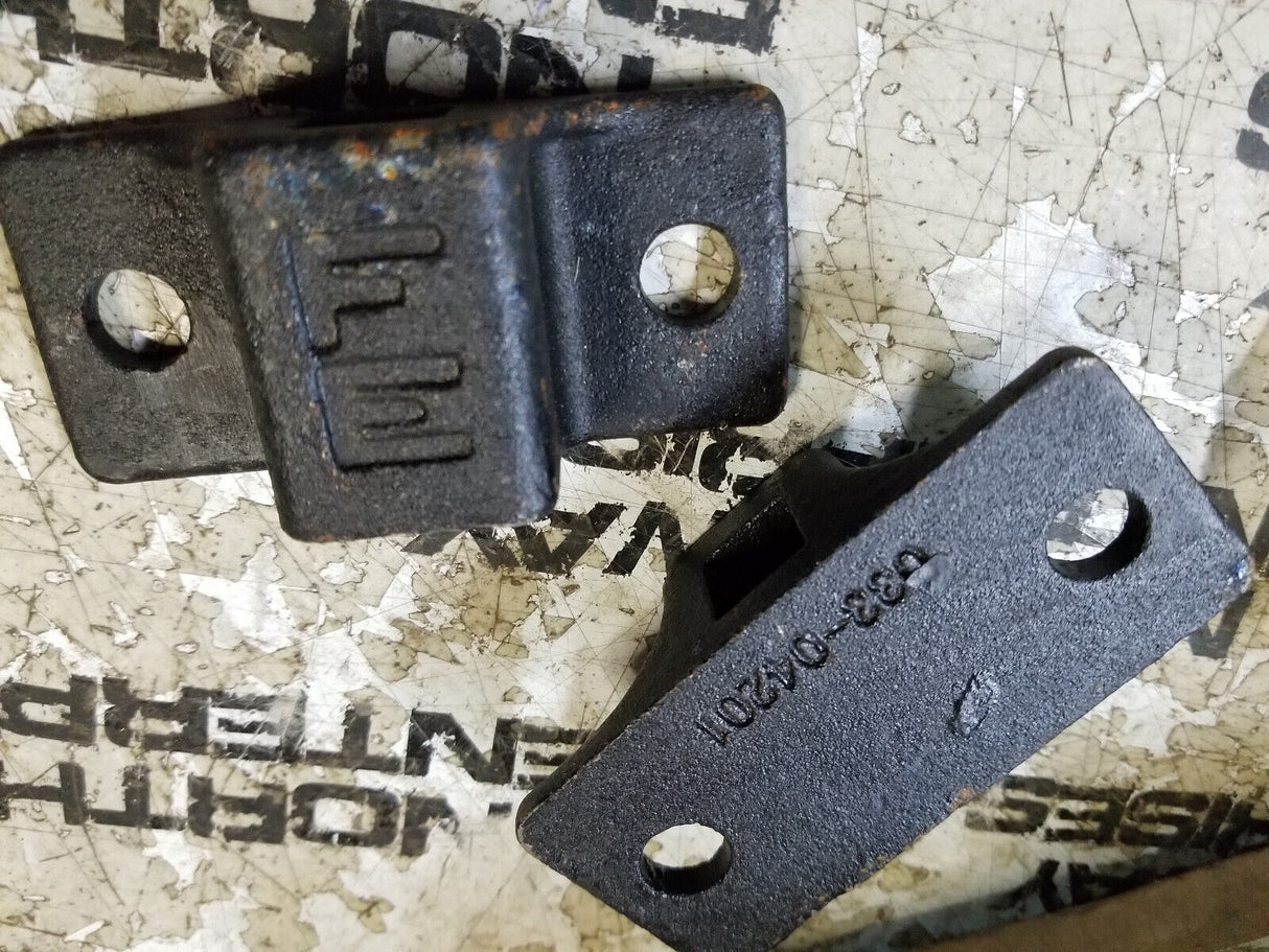 031-00896 Fleet Engineers Mud Flap Hanger Kit STD