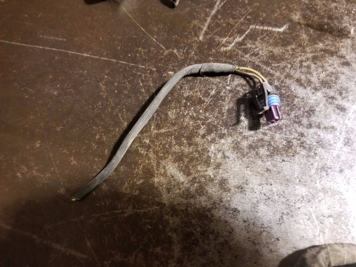 07-10 2007 -2010 6.6L Duramax Engine Wire Harness Pigtail 2 Wire purple
