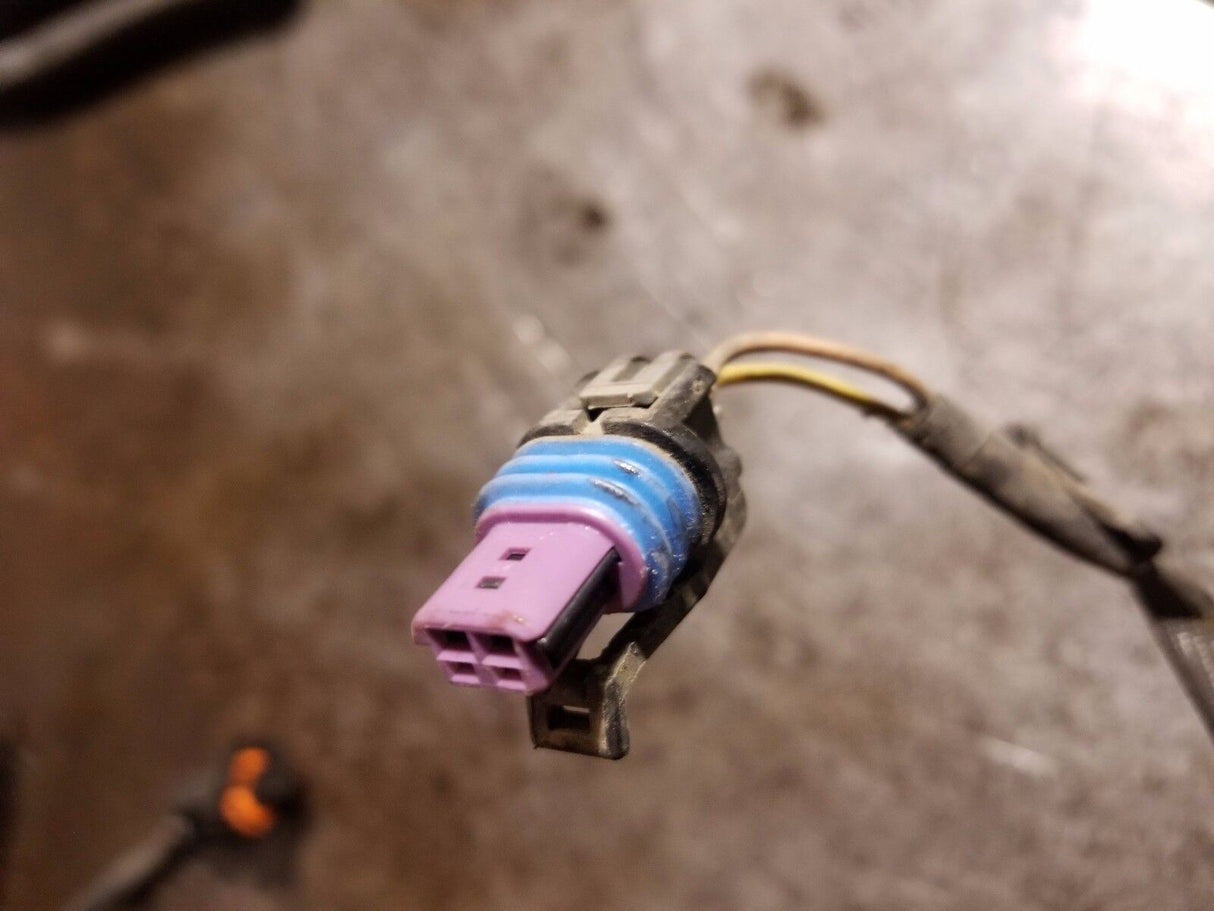 07-10 2007 -2010 6.6L Duramax Engine Wire Harness Pigtail 2 Wire purple