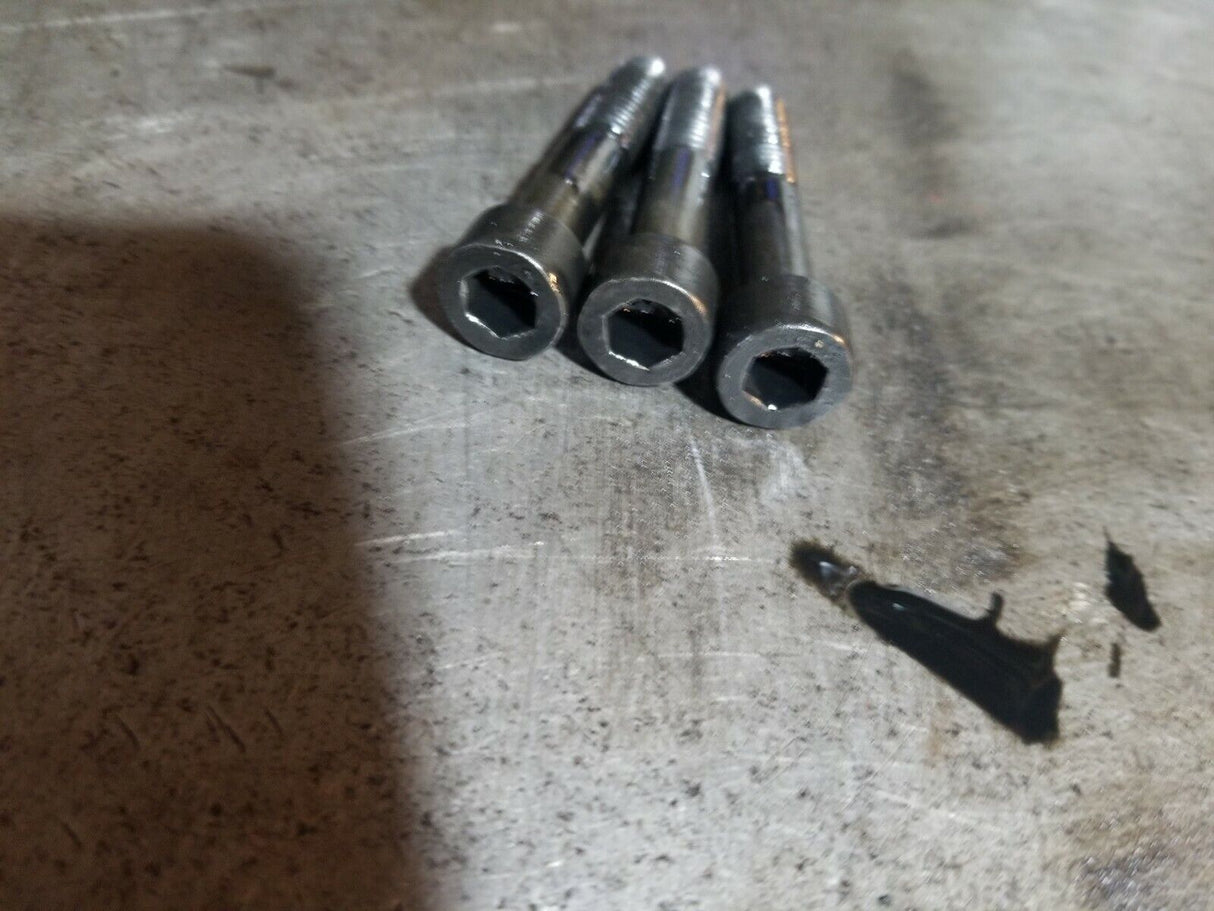 6.4L POWERSTROKE 2008-2010 f350 INJECTION PUMP BOLTS