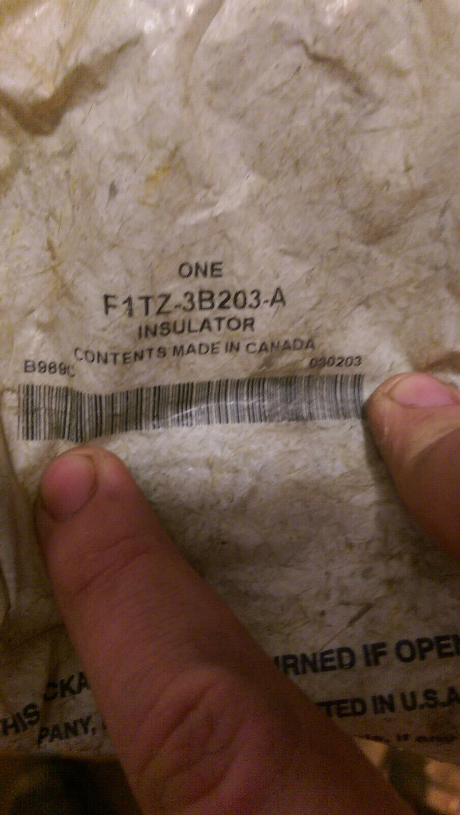 F1TZ-3B203-A INSULATOR