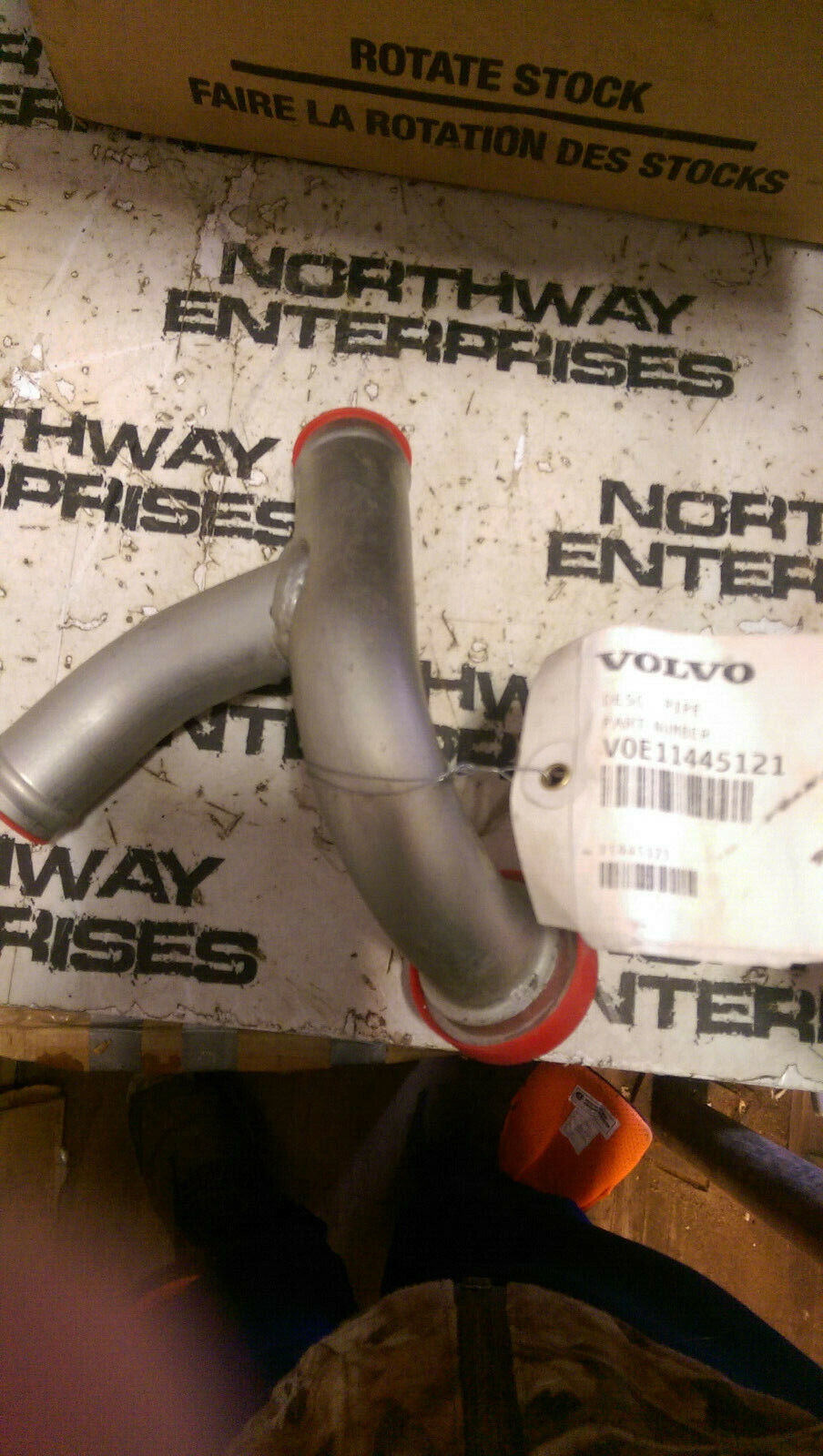VOE11445121 VOLVO PIPE