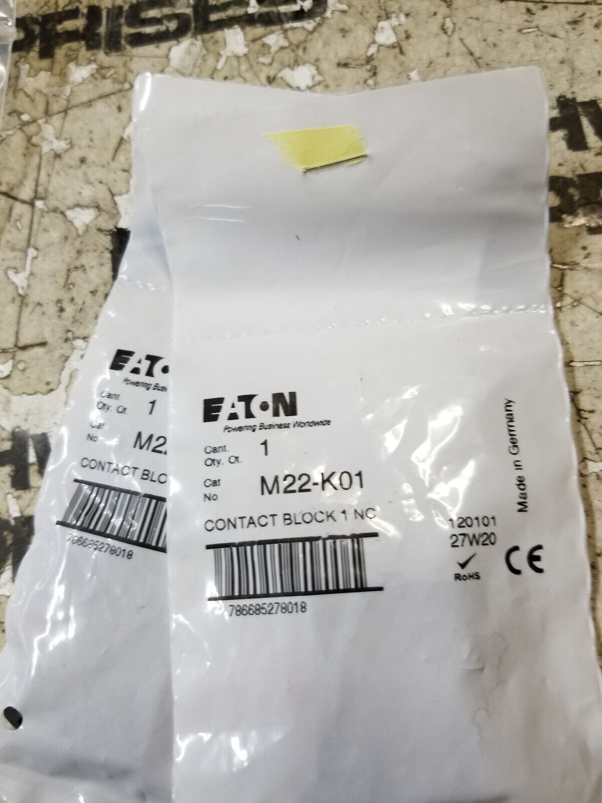 LOT OF 2 PC - M22-K01 Contact Block, 4 A, 500 V, 1 Pole, M22 Series, Screw, 1NC
