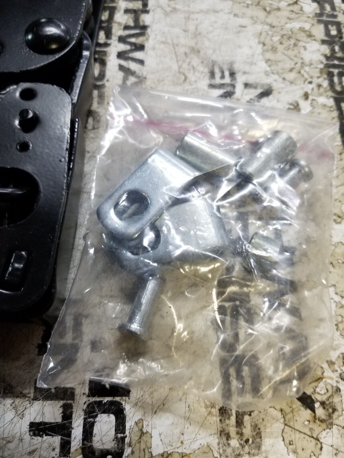 TOTAL SOURCE 580023597: Yale Forklift LEVER - HAND BRAKE YT580023597