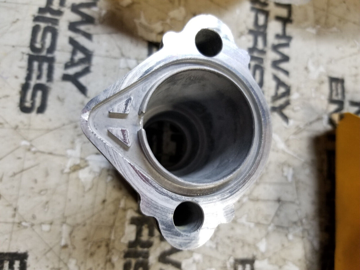 107-1177 CATERPILLAR HOUSING 1071177