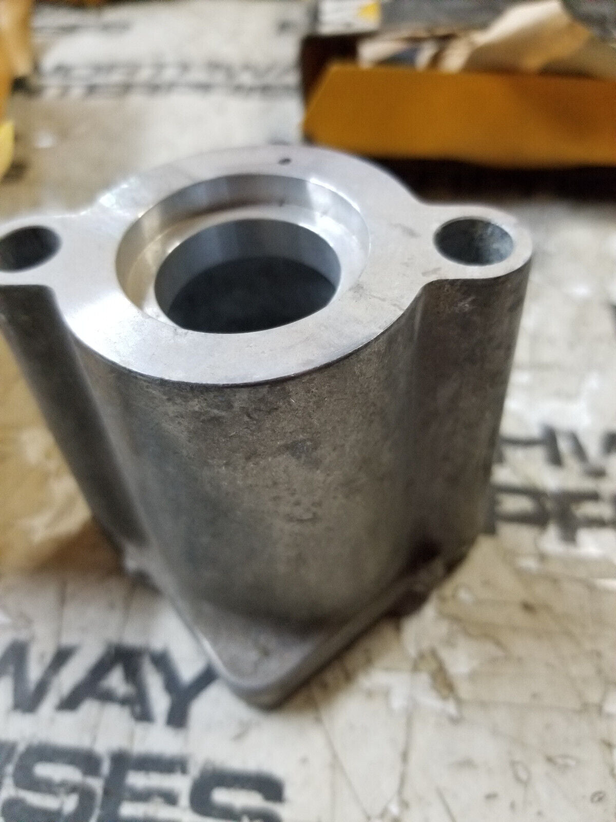 107-1177 CATERPILLAR HOUSING 1071177