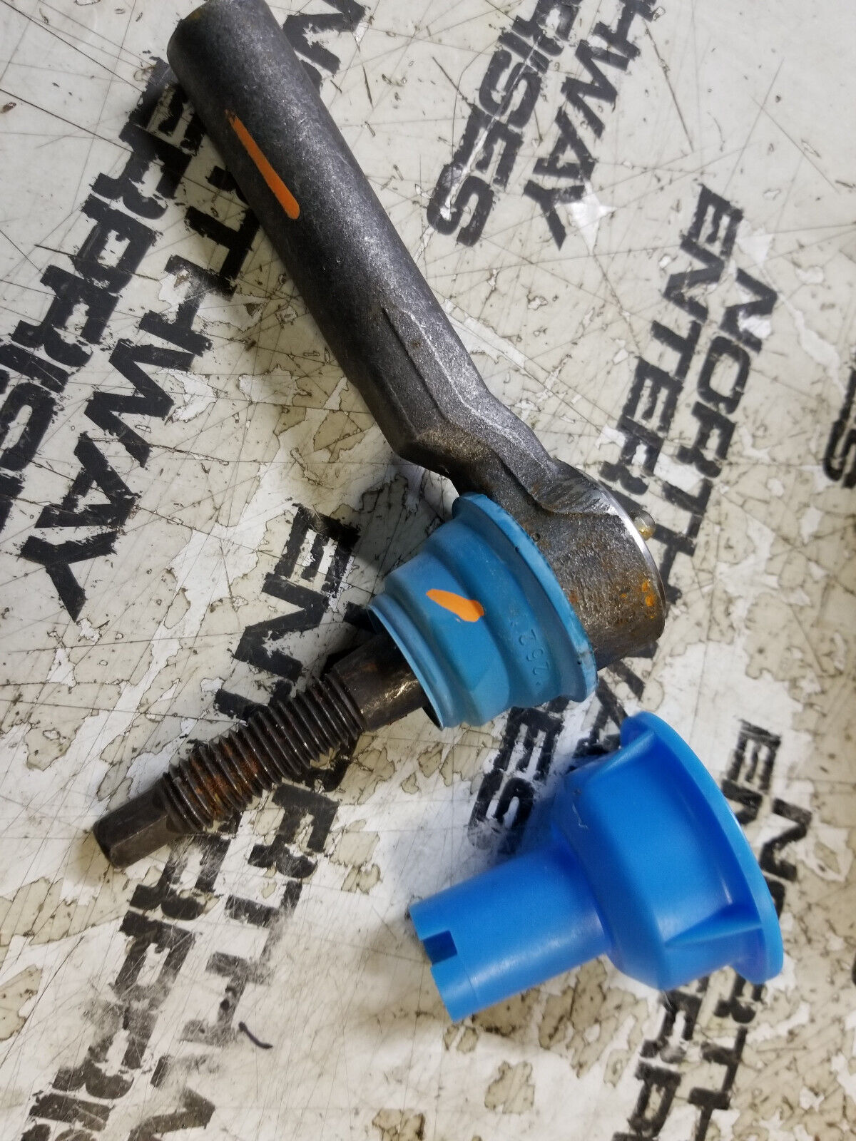 19352244 Genuine GM OEM Steering Gear-Outer Tie Rod End GM