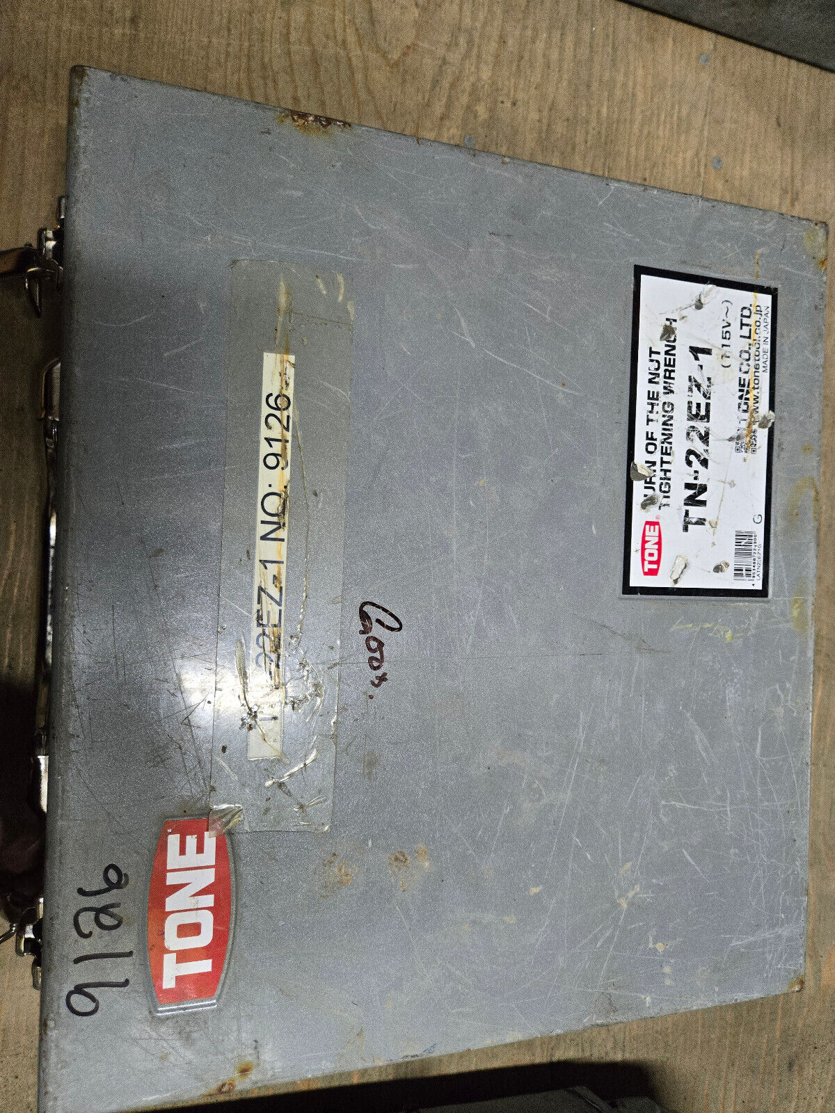 TN-22EZ-1 Tone Shear Wrench Model TN-22EZ-1 - Turn of the Nut Tightening Wrench