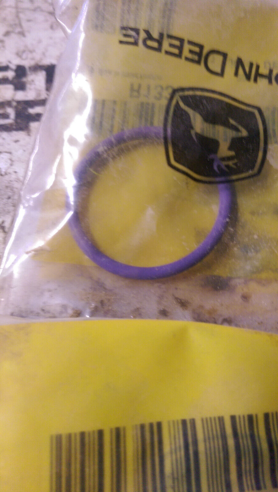 R133651 JOHN DEERE SEAL