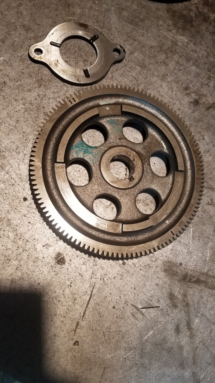 6.7 Powerstroke Camshaft Gear BC3Q-6N251-AF with retainer