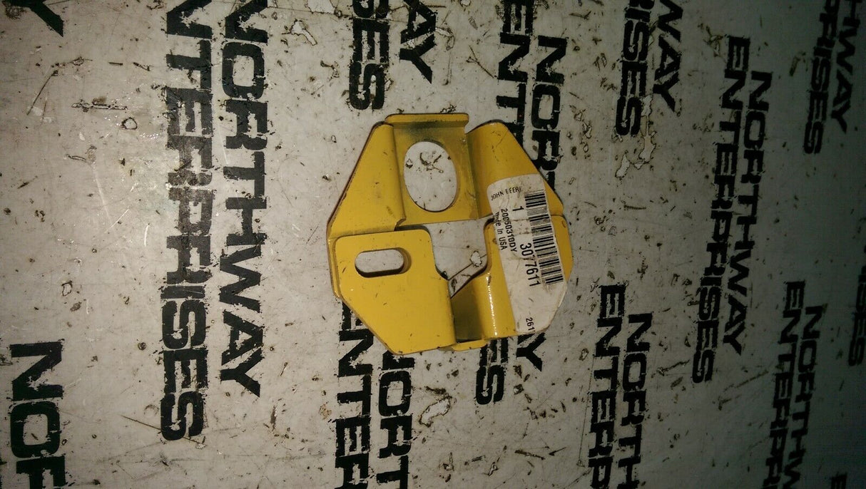 JOHN DEERE 3077611 ANCHOR