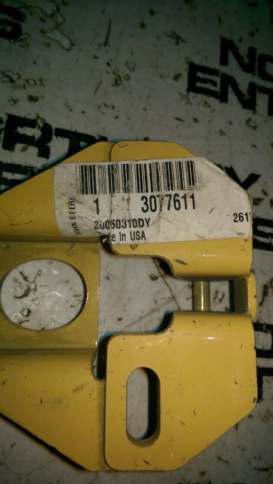 JOHN DEERE 3077611 ANCHOR