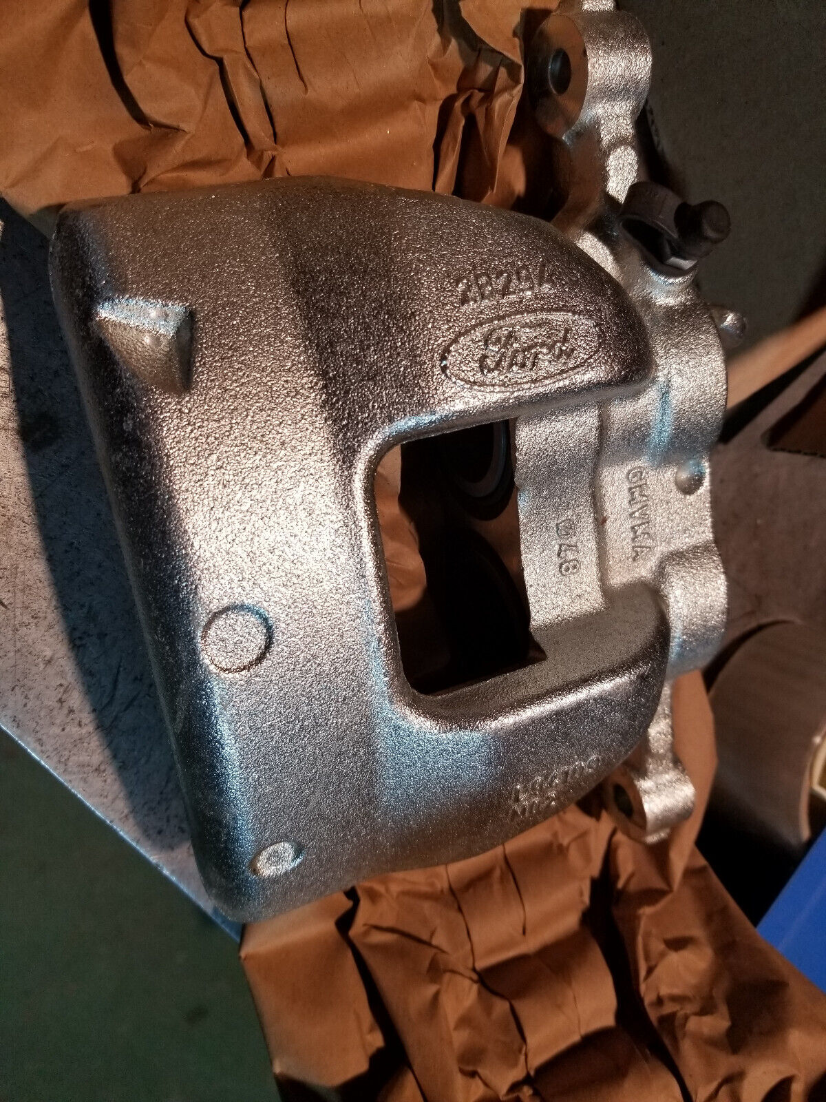 NEW GENUINE OEM MOTORCAFT RH Disc Brake Caliper BRCF-420 / CK4Z-2B120-B