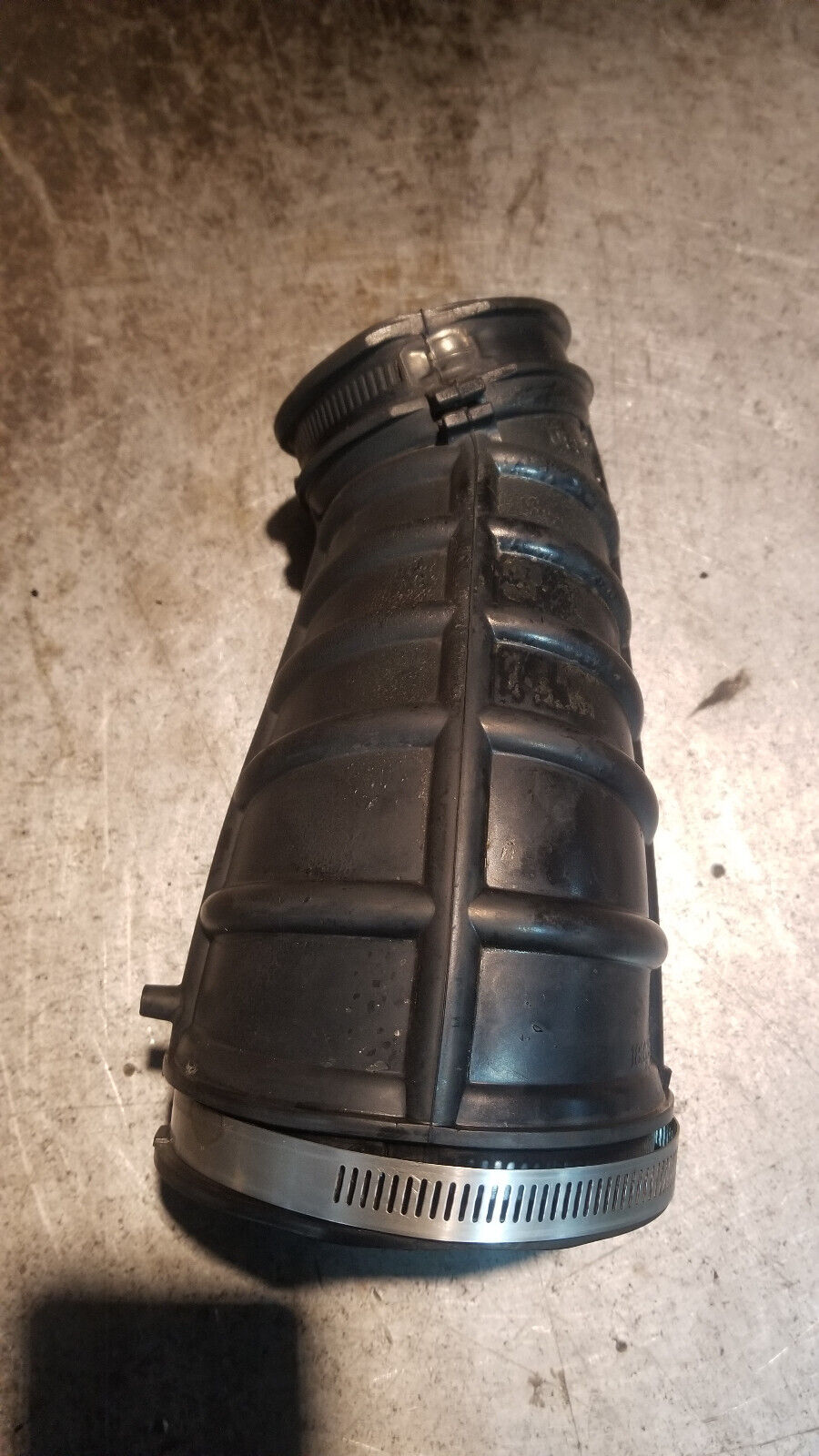 99-03 Ford F250 F350 7.3 Diesel Turbo Air Intake Duct Hose Tube OE 1831358C1