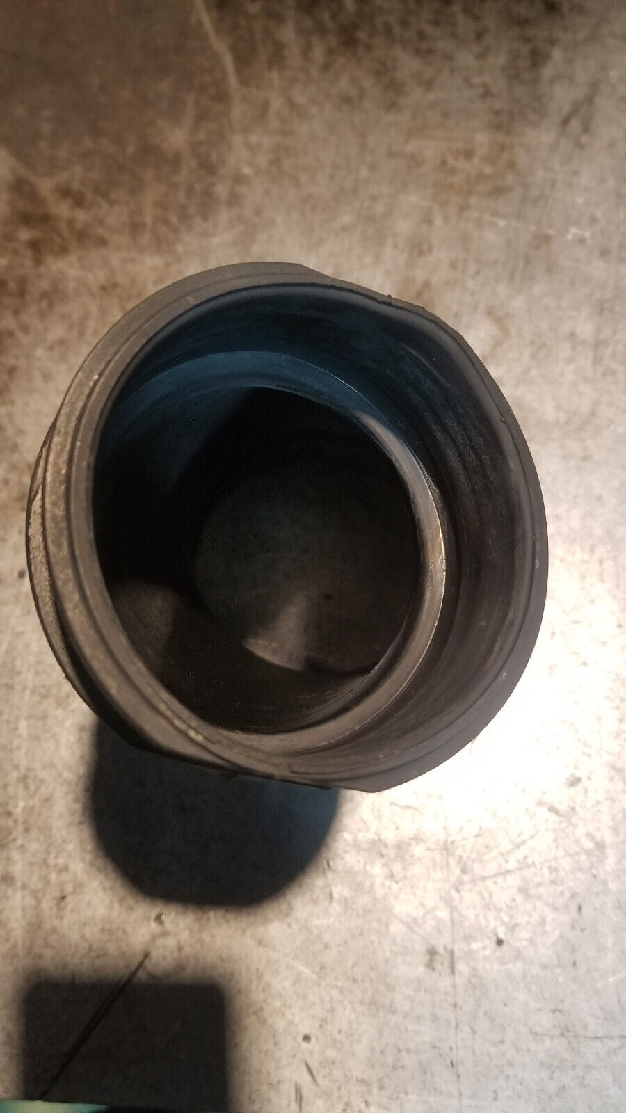 99-03 Ford F250 F350 7.3 Diesel Turbo Air Intake Duct Hose Tube OE 1831358C1