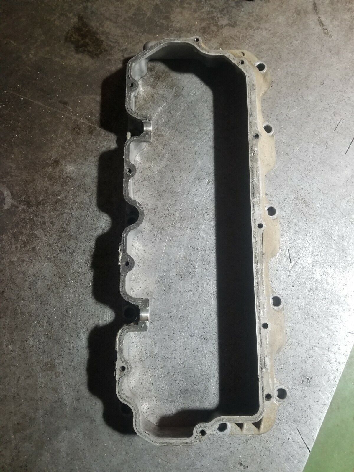 01 02 03 04 LB7 Duramax Diesel Lower Valve Cover Left / Drivers Side 97223425