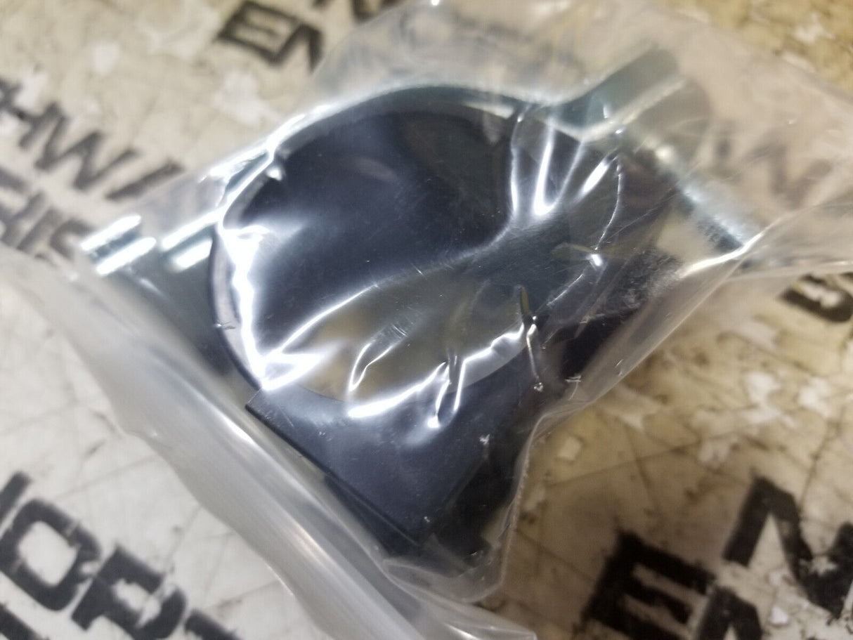 LOT OF 10PC - nvent Caddy CCC0162 Insulated Strut Cushion Clamp