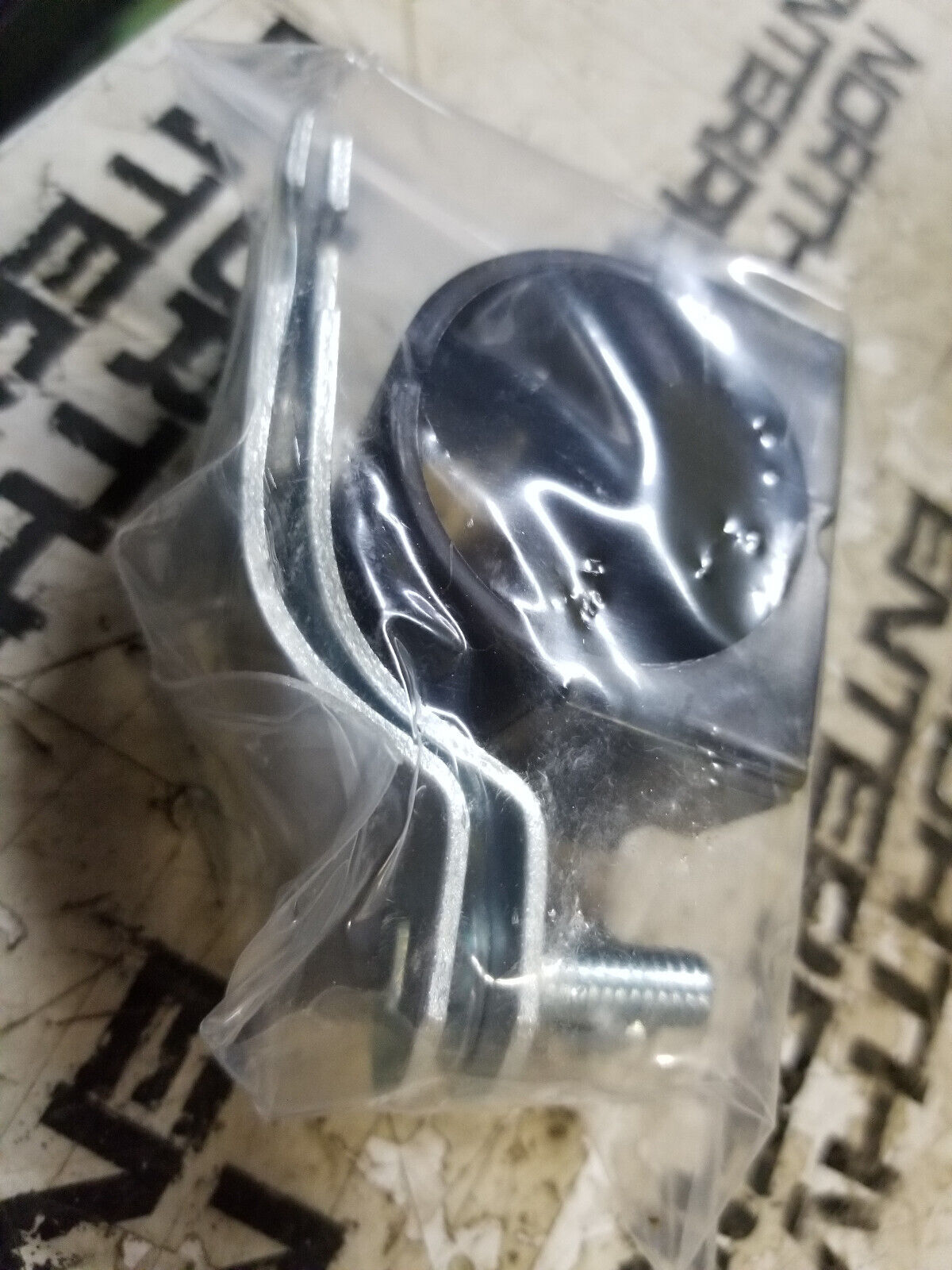 LOT OF 10PC - nvent Caddy CCC0162 Insulated Strut Cushion Clamp