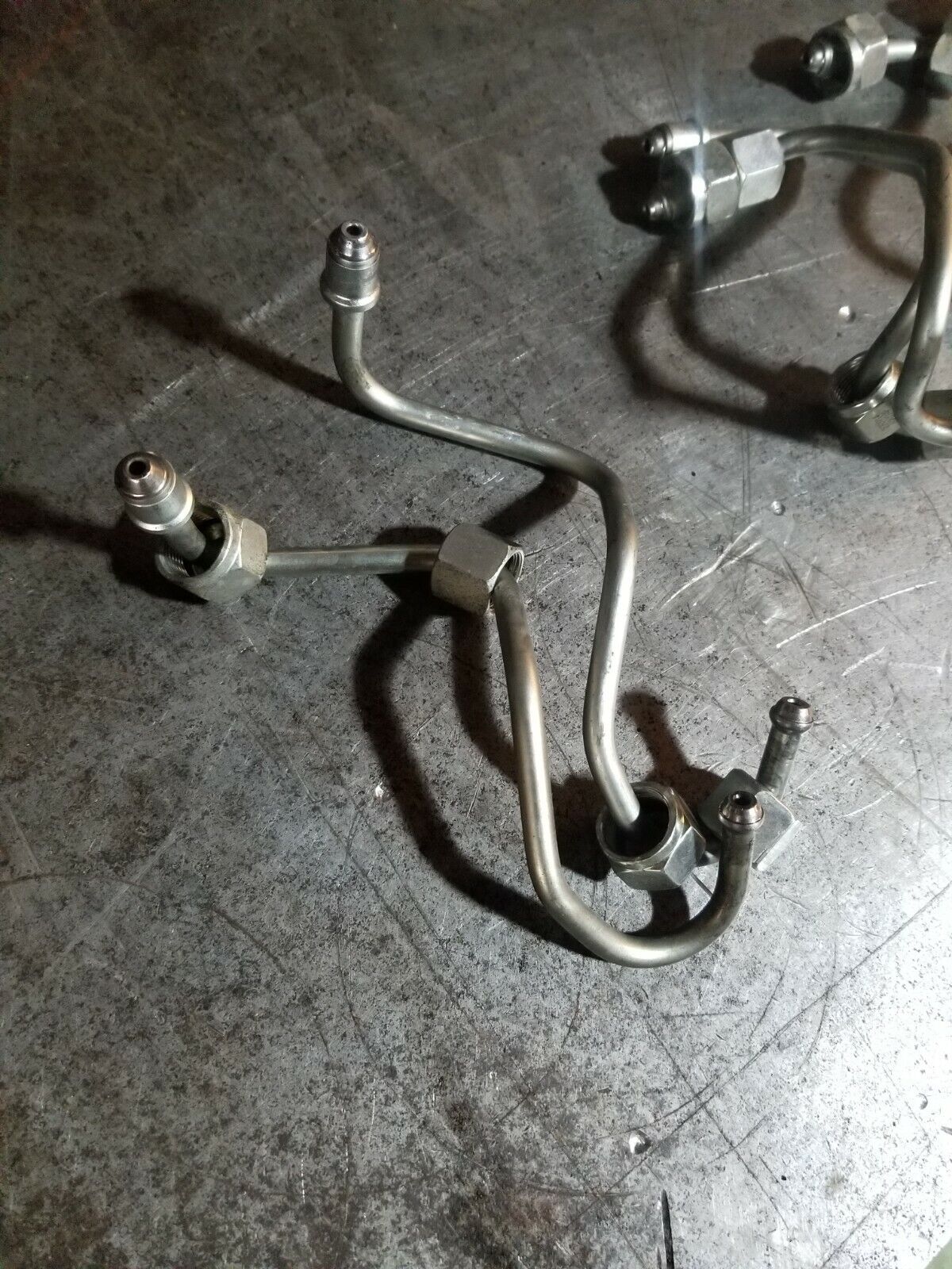 2014-2019 3.0L ECODIESEL FUEL INJECTOR LINES 68224790AA 68224789AA