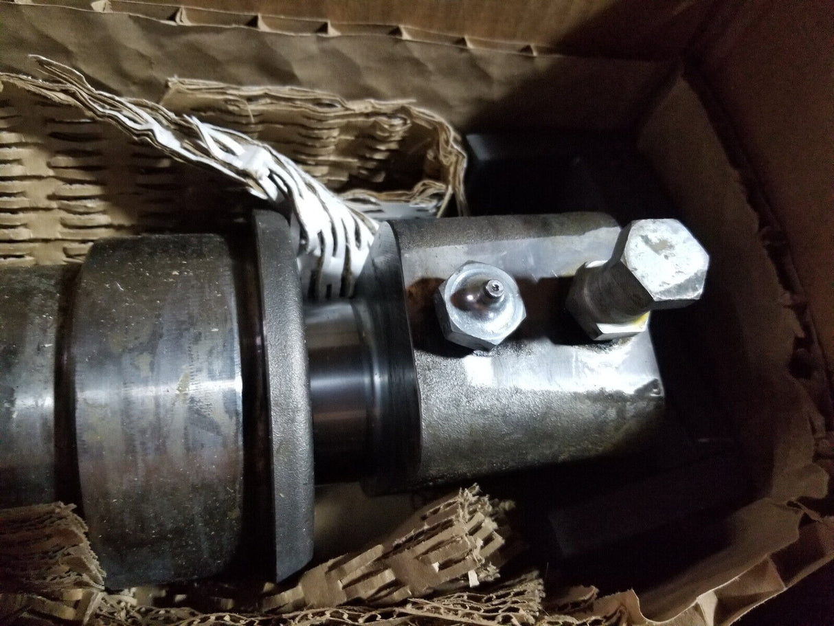 Caterpillar 239-4392 Forged Steel Track Adjusting and Recoil Cylinder 2394392