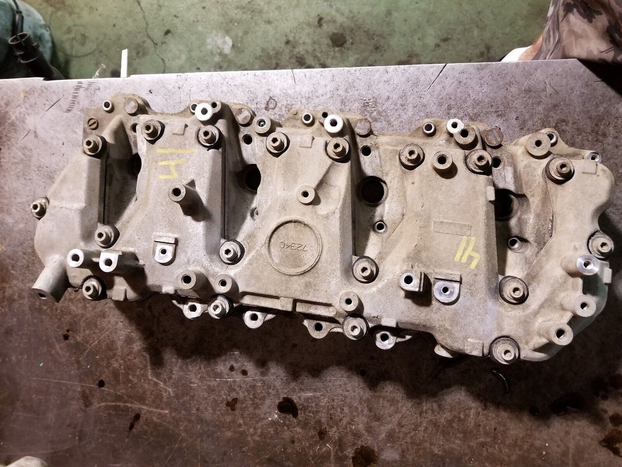 011 012 2011-2015 DURAMAX 6.6 6.6L DIESEL LML VALVE COVER & SPACER LH DRIVER r41