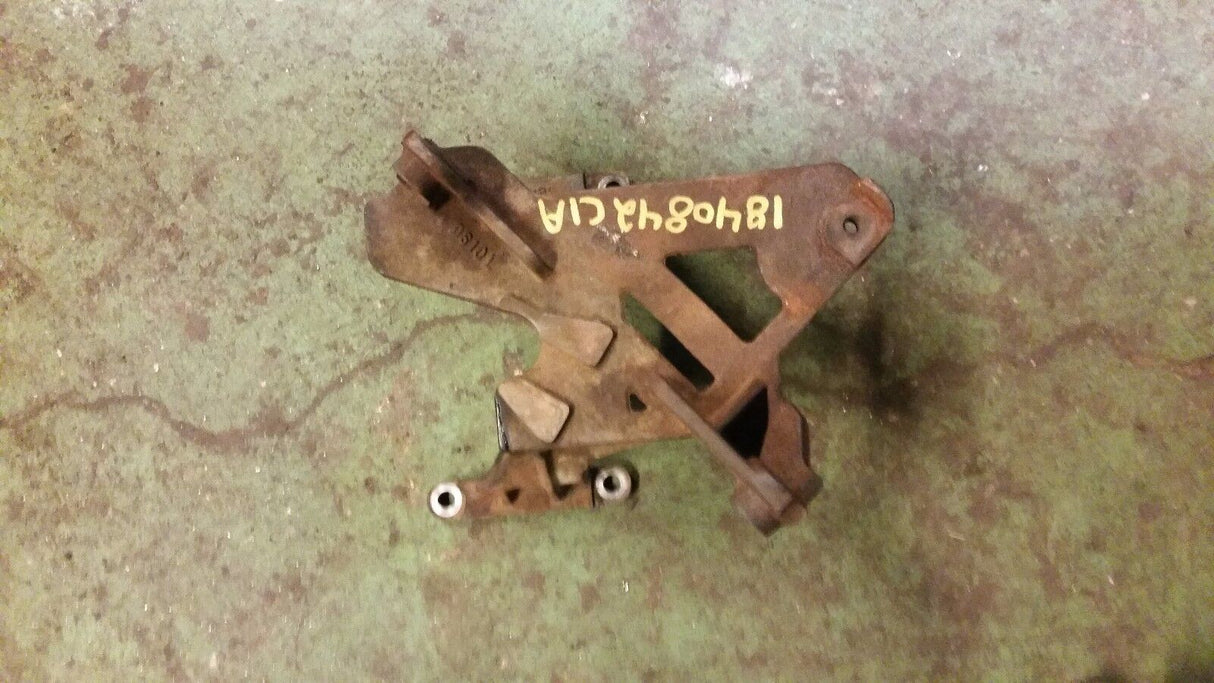 04-07 2004-2007 TURBO BRACKET PEDISTAL 2005 FORD F350 6.0 6.0L 1840842c1a