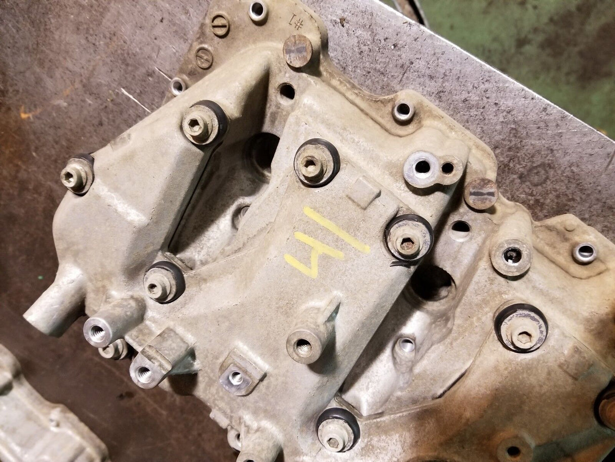 011 012 2011-2015 DURAMAX 6.6 6.6L DIESEL LML VALVE COVER & SPACER LH DRIVER r41