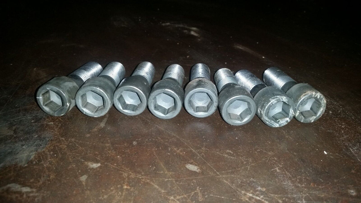 01-10 2001-2010 Duramax LB7 LLY LBZ LMM Flex Plate Bolts 11610965