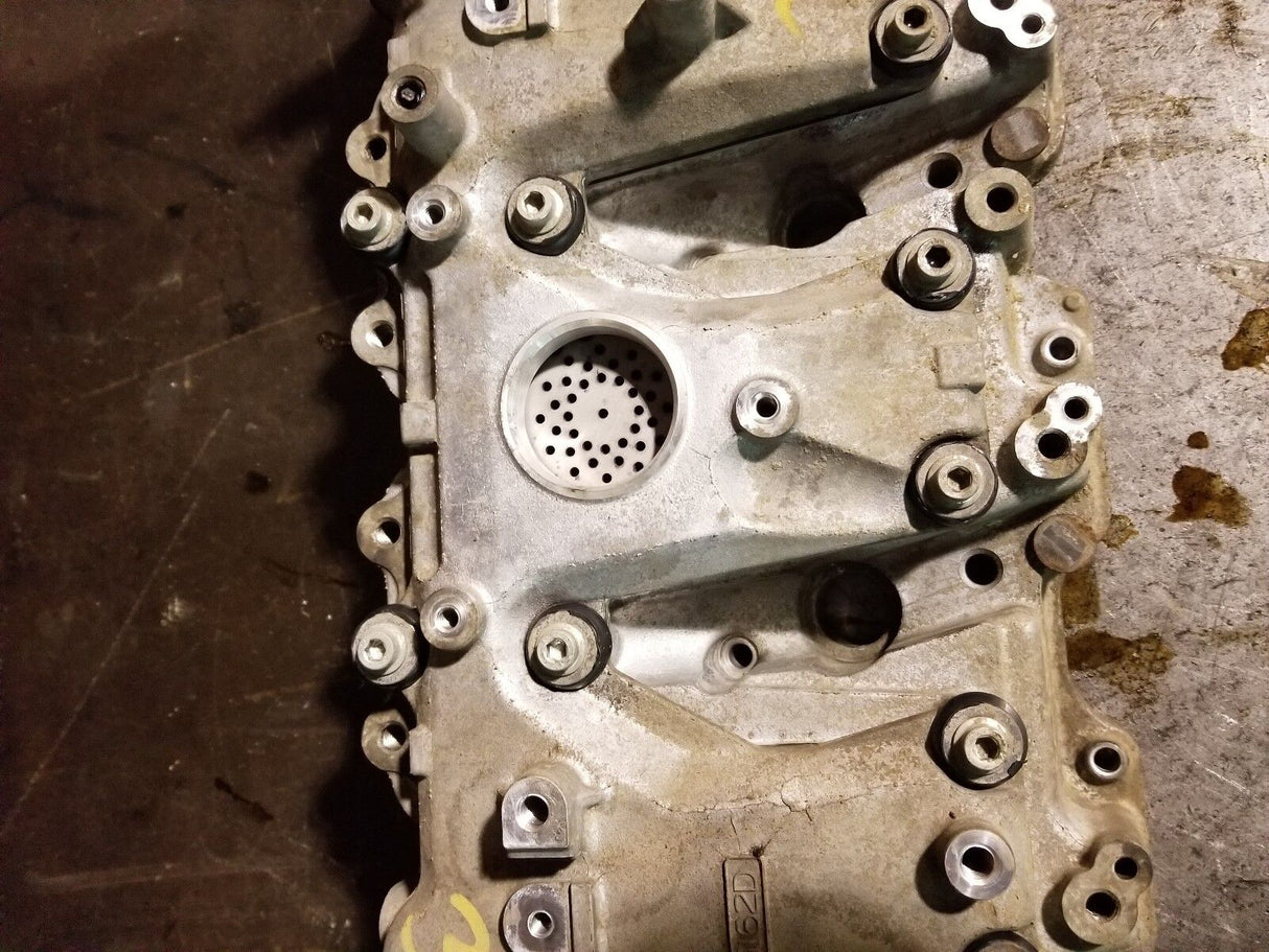 011 012 2011-2015 DURAMAX 6.6 6.6L DIESEL LML VALVE COVER & SPACER LH DRIVER r32